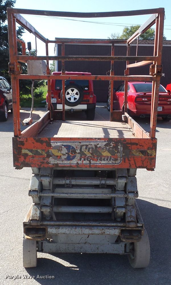 image for item HF9652 Skyjack SJIII 4626  scissor lift
