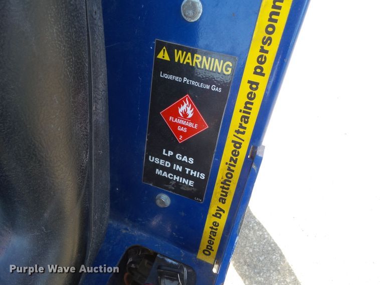 image for item HF9654 2013 National 5625 floor scraper