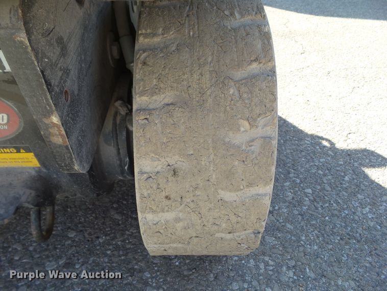 image for item HF9654 2013 National 5625 floor scraper