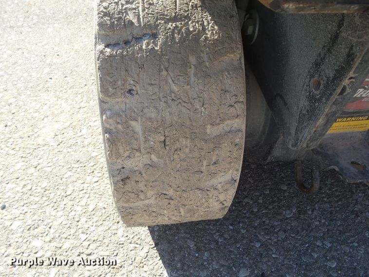 image for item HF9654 2013 National 5625 floor scraper