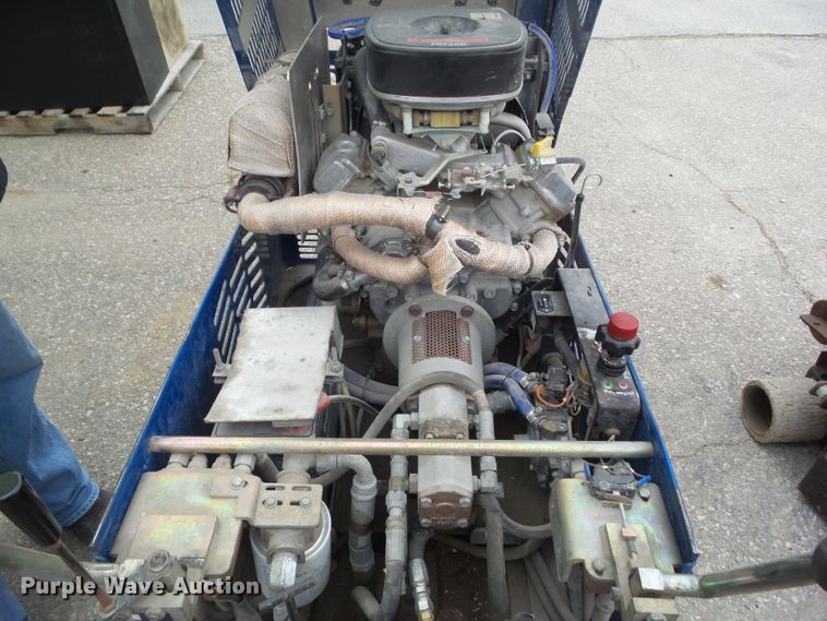 image for item HF9654 2013 National 5625 floor scraper