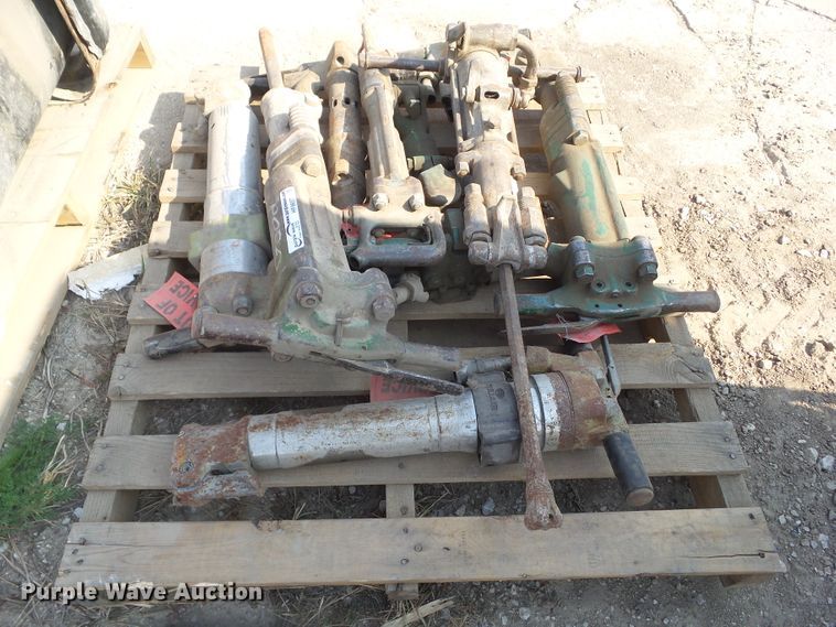 image for item HF9657 (9) jack hammers