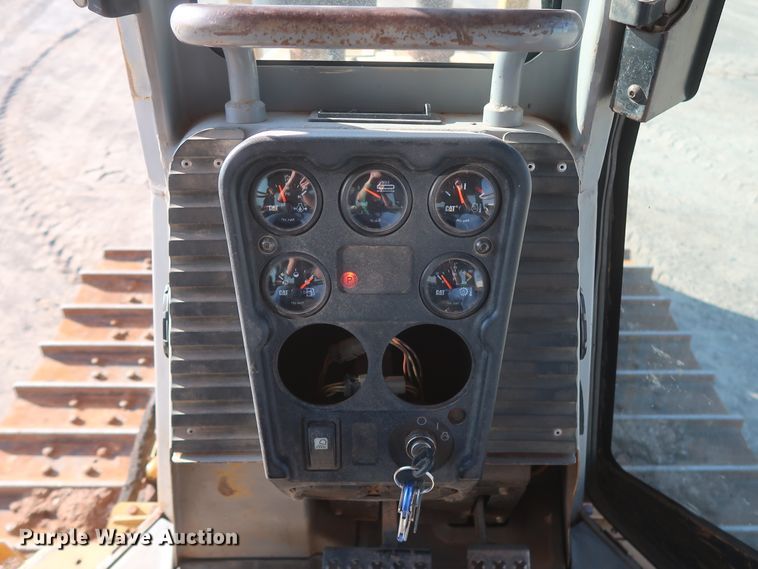 image for item HJ9430 2006 Caterpillar D5G  dozer