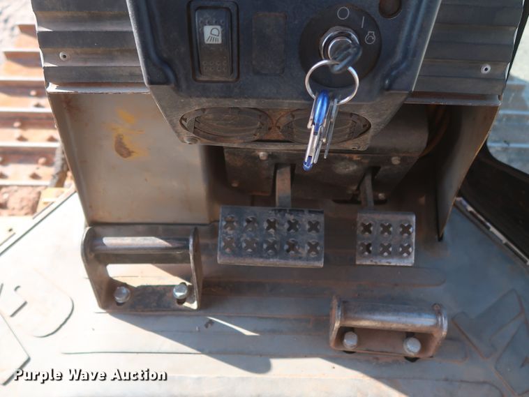 image for item HJ9430 2006 Caterpillar D5G  dozer