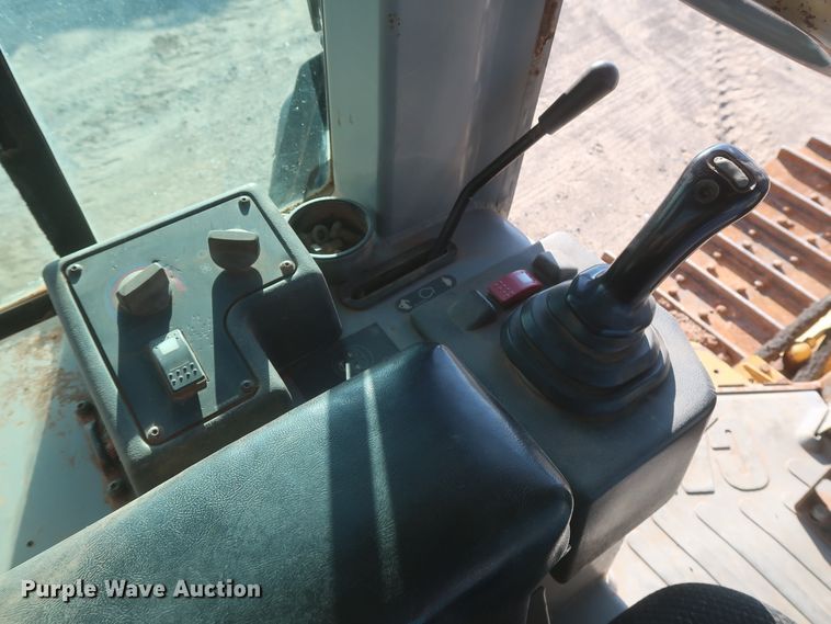 image for item HJ9430 2006 Caterpillar D5G  dozer