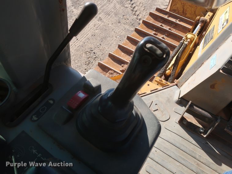 image for item HJ9430 2006 Caterpillar D5G  dozer