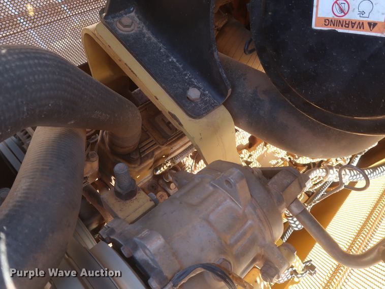 image for item HJ9430 2006 Caterpillar D5G  dozer