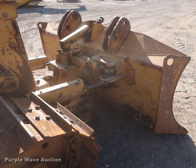 image for item HJ9430 2006 Caterpillar D5G  dozer