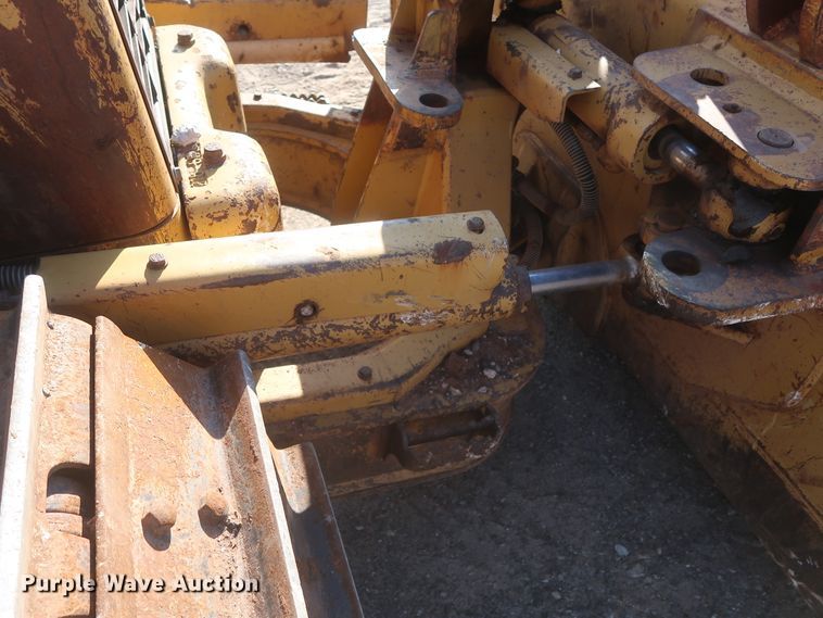 image for item HJ9430 2006 Caterpillar D5G  dozer