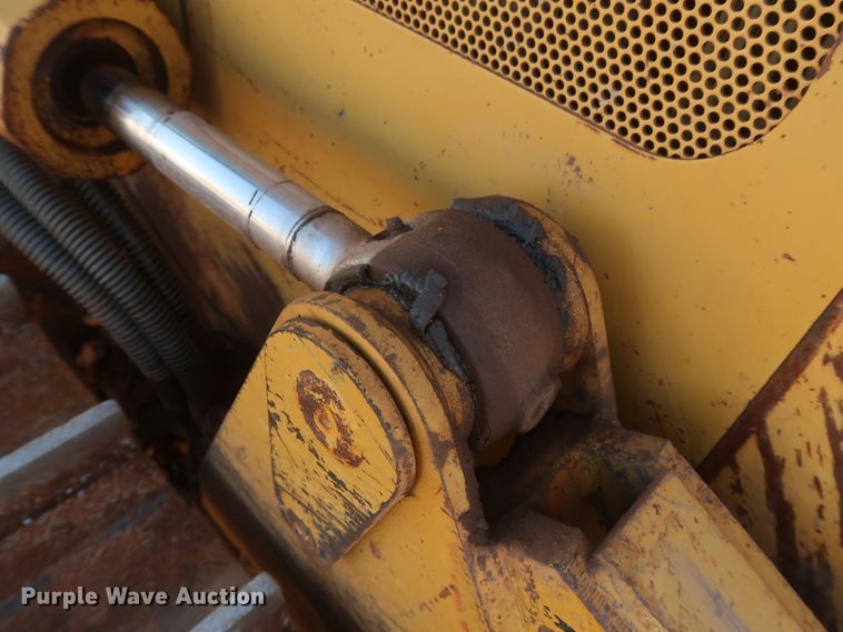 image for item HJ9430 2006 Caterpillar D5G  dozer