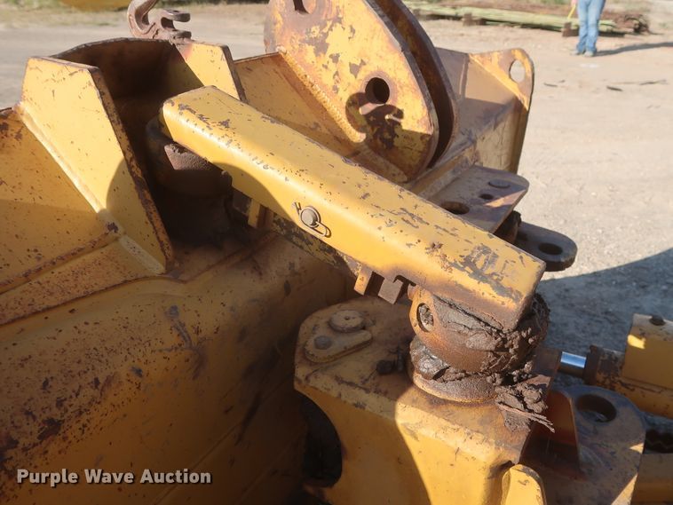 image for item HJ9430 2006 Caterpillar D5G  dozer