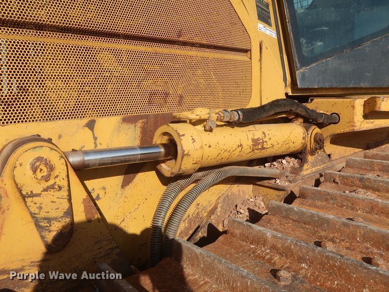 image for item HJ9430 2006 Caterpillar D5G  dozer