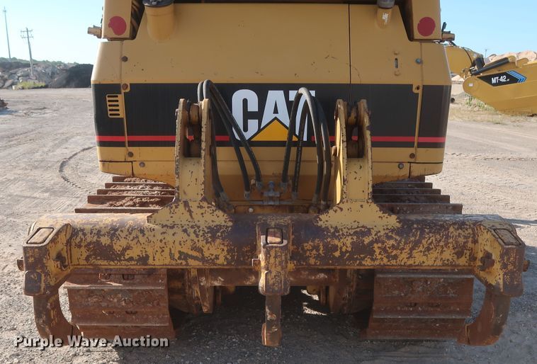 image for item HJ9430 2006 Caterpillar D5G  dozer