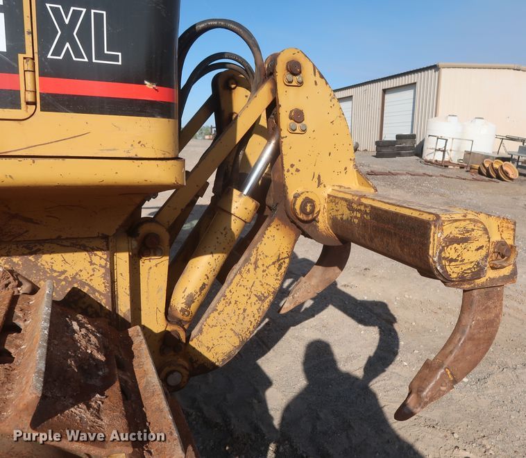 image for item HJ9430 2006 Caterpillar D5G  dozer