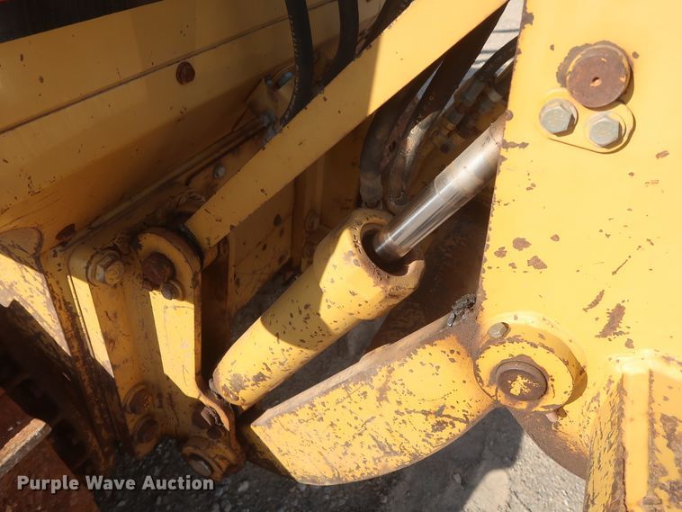 image for item HJ9430 2006 Caterpillar D5G  dozer