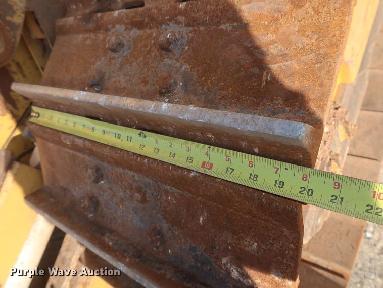 image for item HJ9430 2006 Caterpillar D5G  dozer