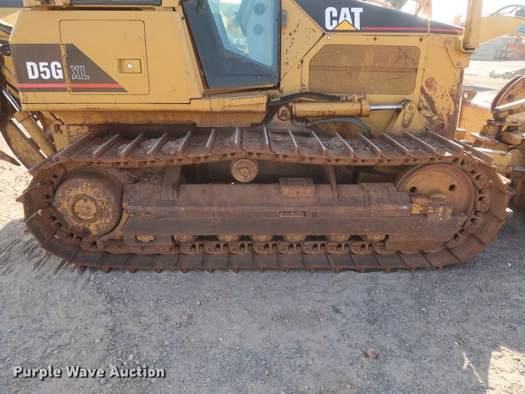 image for item HJ9430 2006 Caterpillar D5G  dozer