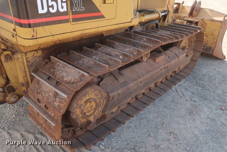 image for item HJ9430 2006 Caterpillar D5G  dozer