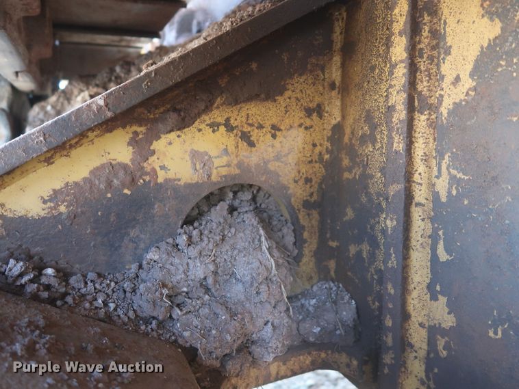 image for item HJ9430 2006 Caterpillar D5G  dozer