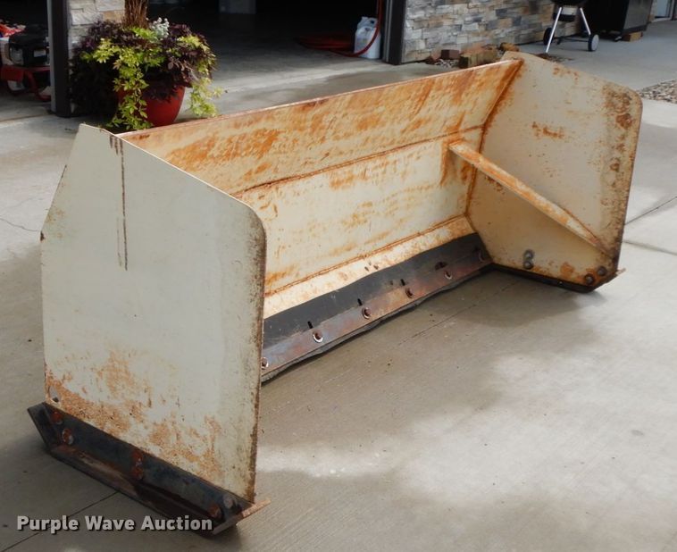 image for item HJ9687 93"W skid steer snow pusher