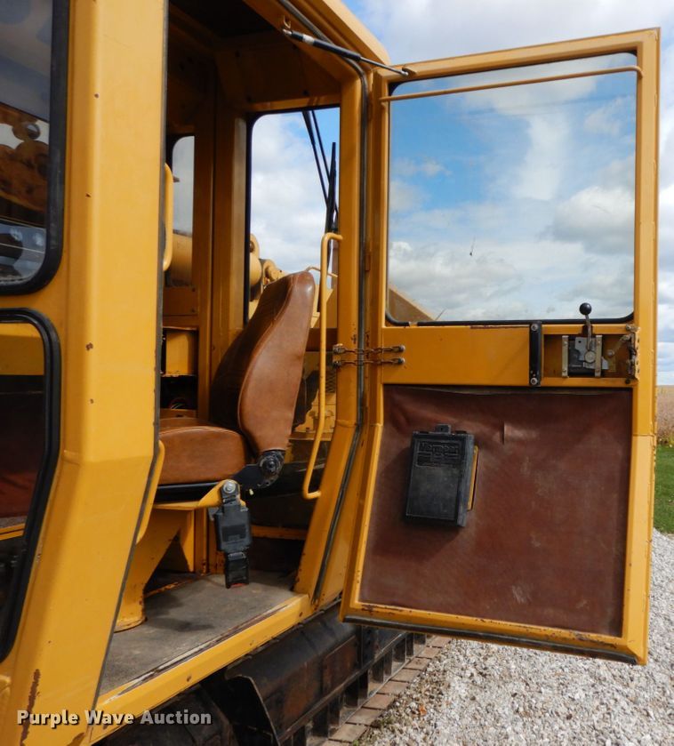 image for item HJ9722 1998 Vermeer T755 Commander  trencher