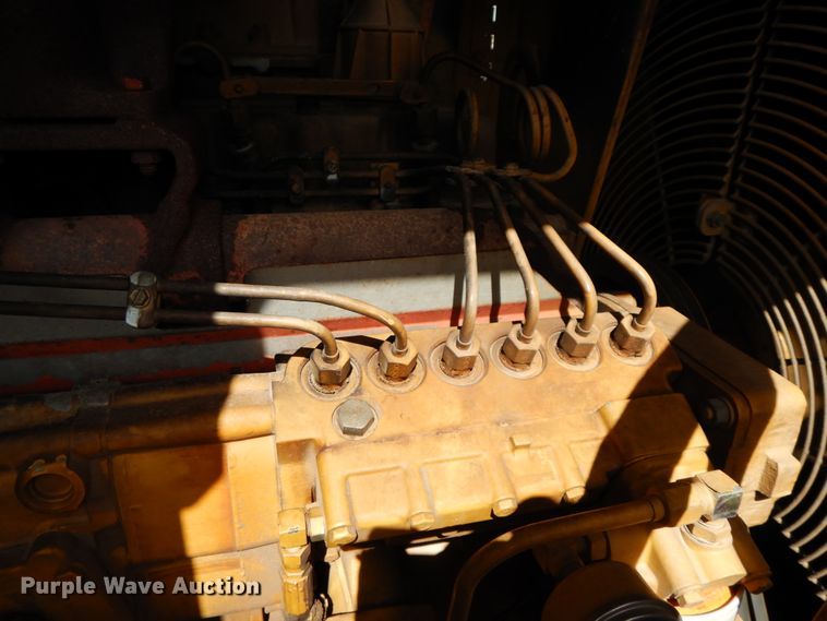 image for item HJ9722 1998 Vermeer T755 Commander  trencher