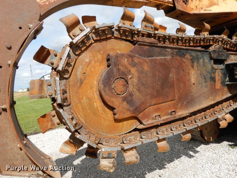 image for item HJ9722 1998 Vermeer T755 Commander  trencher