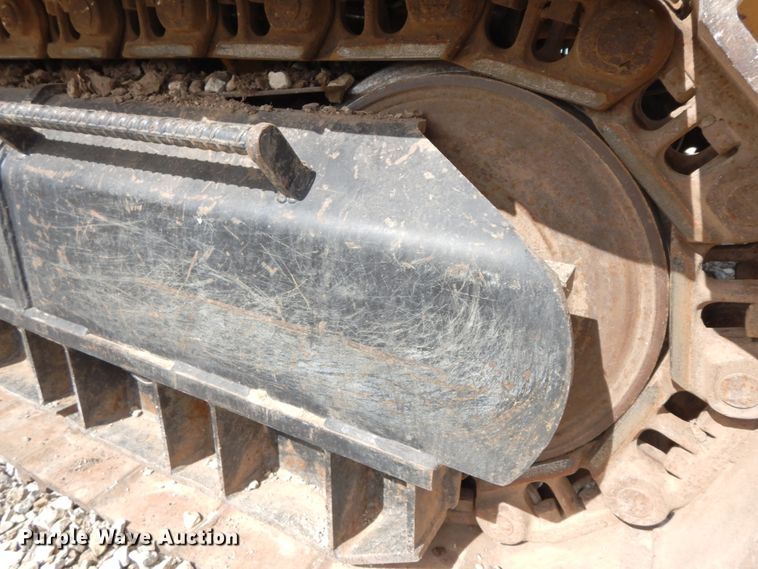 image for item HJ9722 1998 Vermeer T755 Commander  trencher