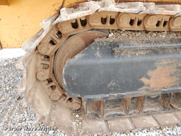 image for item HJ9722 1998 Vermeer T755 Commander  trencher