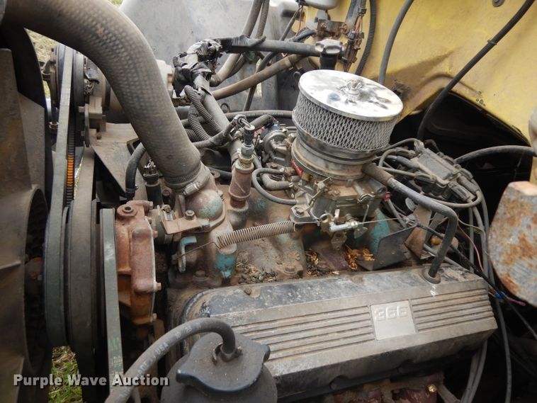 image for item HN9280 1992 GMC TopKick C5500  flatbed truck