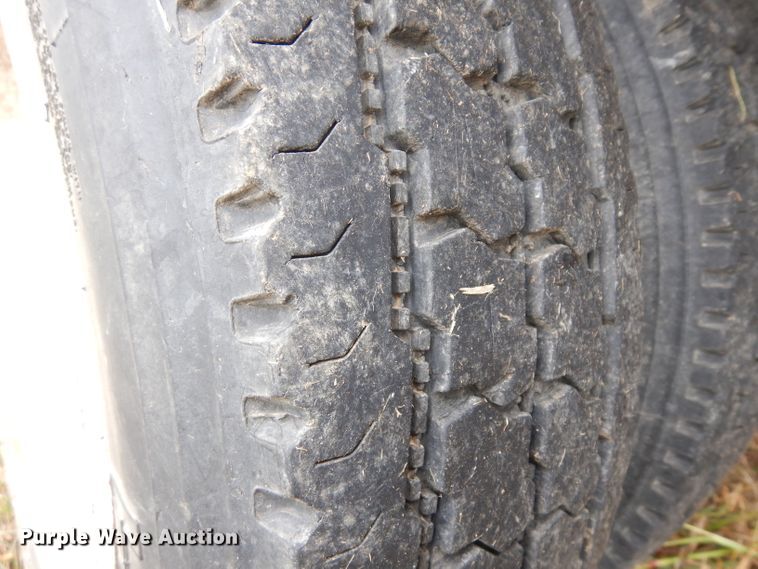 image for item HN9280 1992 GMC TopKick C5500  flatbed truck