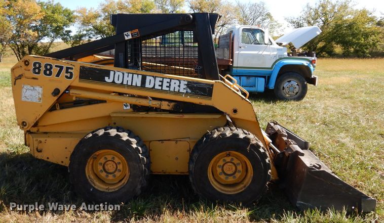 image for item HN9304 John Deere 8875  skid steer loader