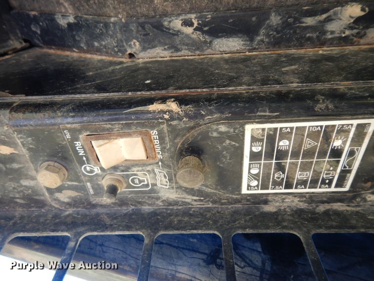 image for item HN9304 John Deere 8875  skid steer loader