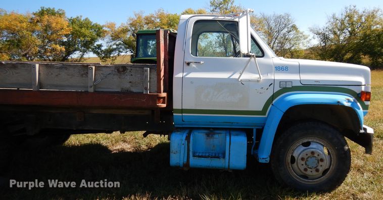 image for item HN9305 1983 Chevrolet C60  flat dump bed truck