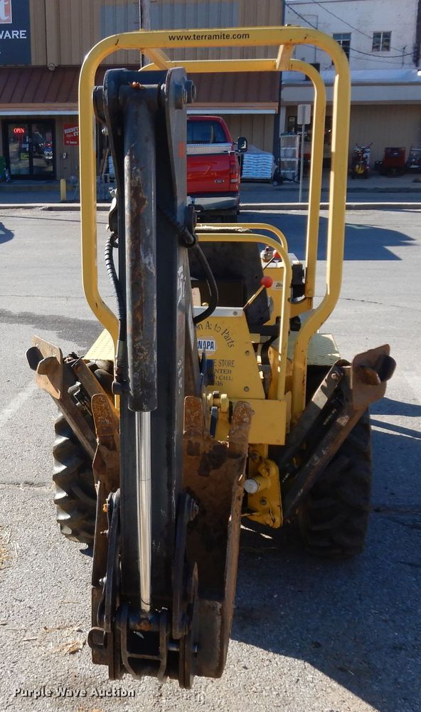 image for item HN9308 Terramite T5C  backhoe