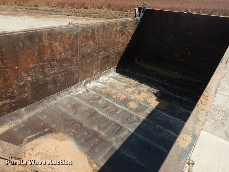 image for item HO9173 1997 Freightliner FLD  dump truck