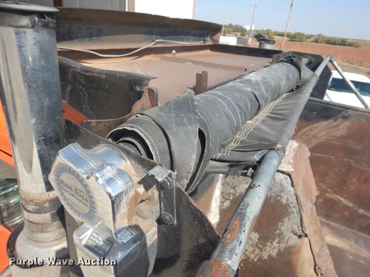 image for item HO9173 1997 Freightliner FLD  dump truck