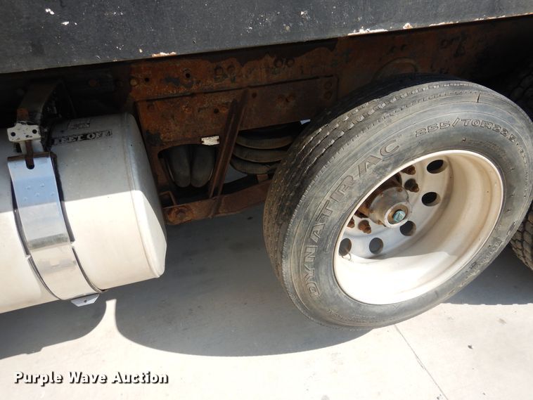 image for item HO9173 1997 Freightliner FLD  dump truck