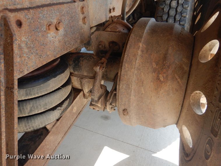 image for item HO9173 1997 Freightliner FLD  dump truck