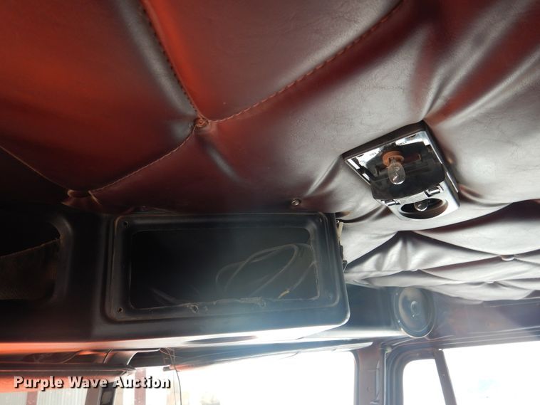 image for item HO9173 1997 Freightliner FLD  dump truck