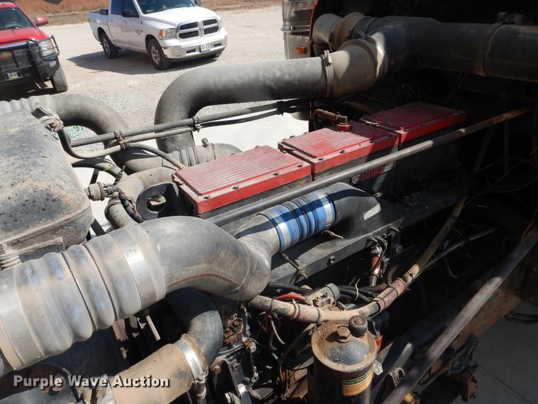 image for item HO9173 1997 Freightliner FLD  dump truck