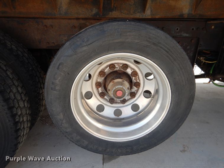 image for item HO9173 1997 Freightliner FLD  dump truck