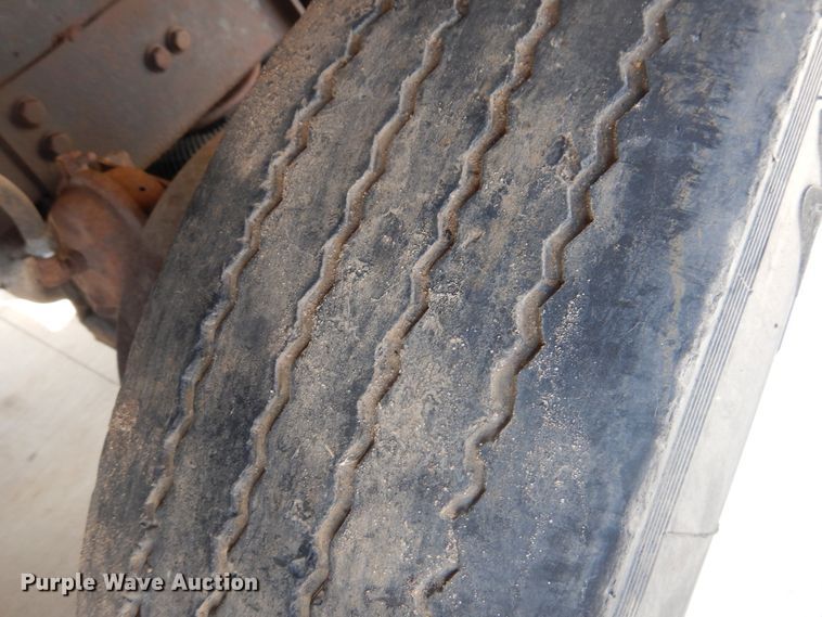 image for item HO9173 1997 Freightliner FLD  dump truck