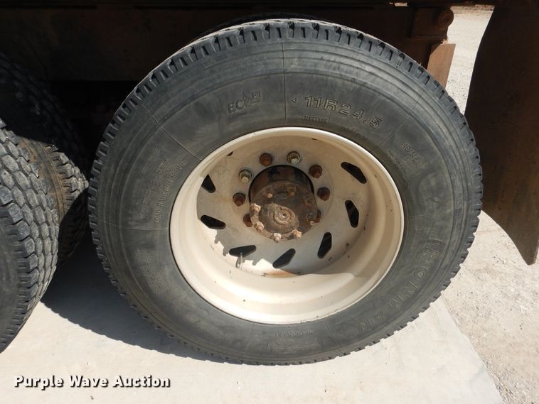 image for item HO9173 1997 Freightliner FLD  dump truck