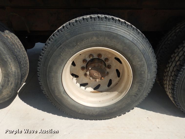 image for item HO9173 1997 Freightliner FLD  dump truck