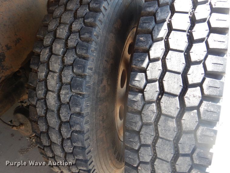 image for item HO9173 1997 Freightliner FLD  dump truck