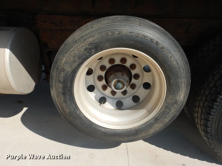 image for item HO9173 1997 Freightliner FLD  dump truck