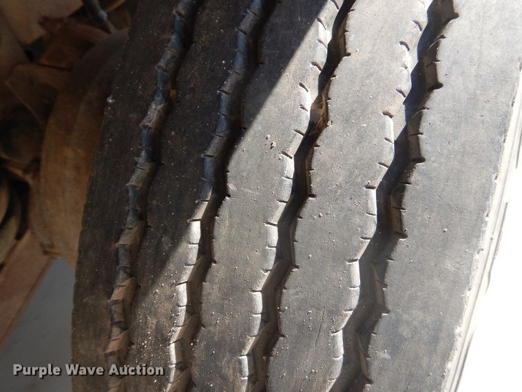 image for item HO9173 1997 Freightliner FLD  dump truck