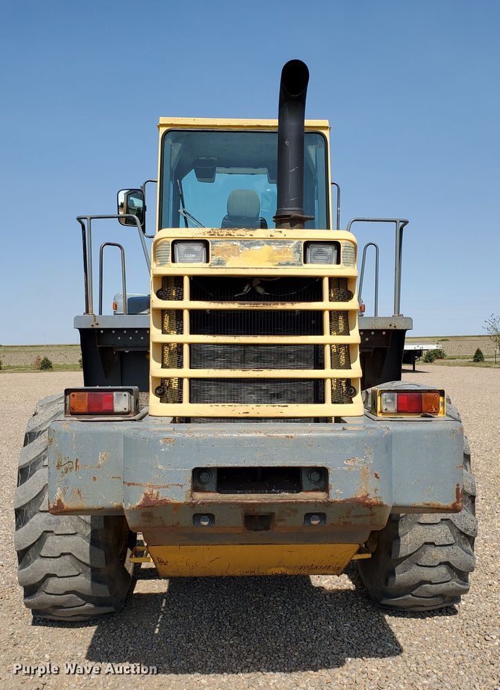 image for item HO9659 1996 Komatsu WA320-3L  wheel loader