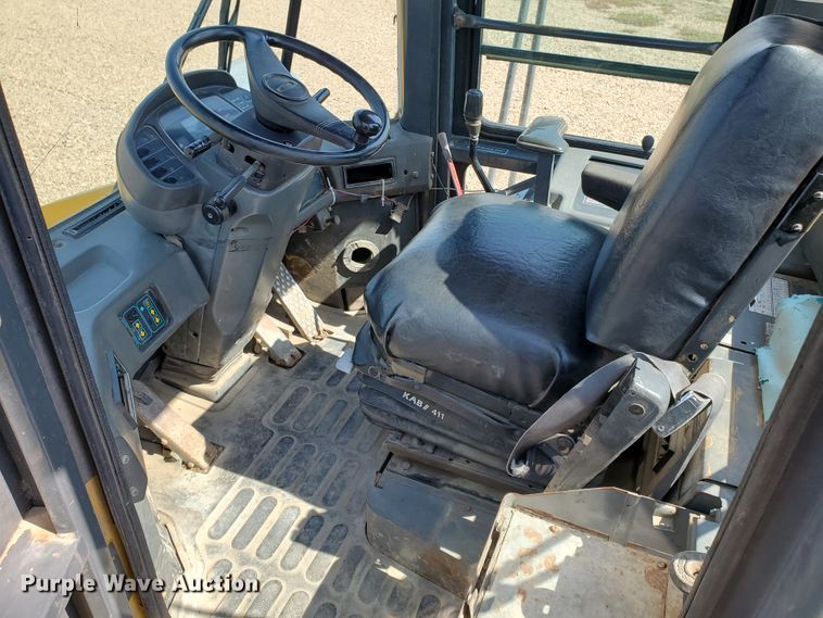 image for item HO9659 1996 Komatsu WA320-3L  wheel loader